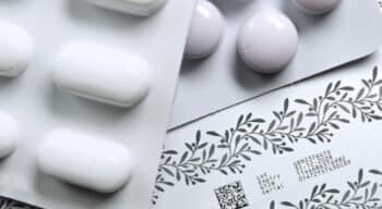 L’importance du codage et du marquage dans la sérialisation des produits pharmaceutiques 